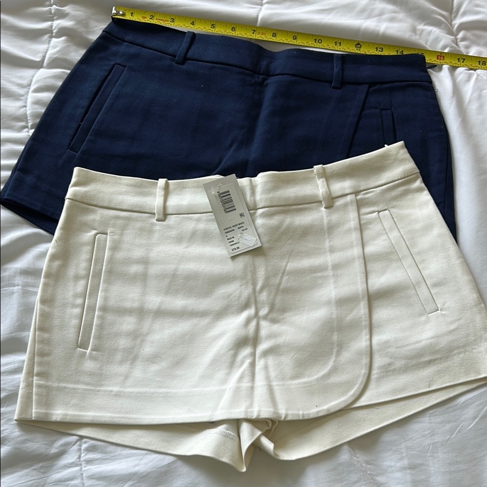 C. Wonder • 2for1 Navy and off-White Skorts • Size 6